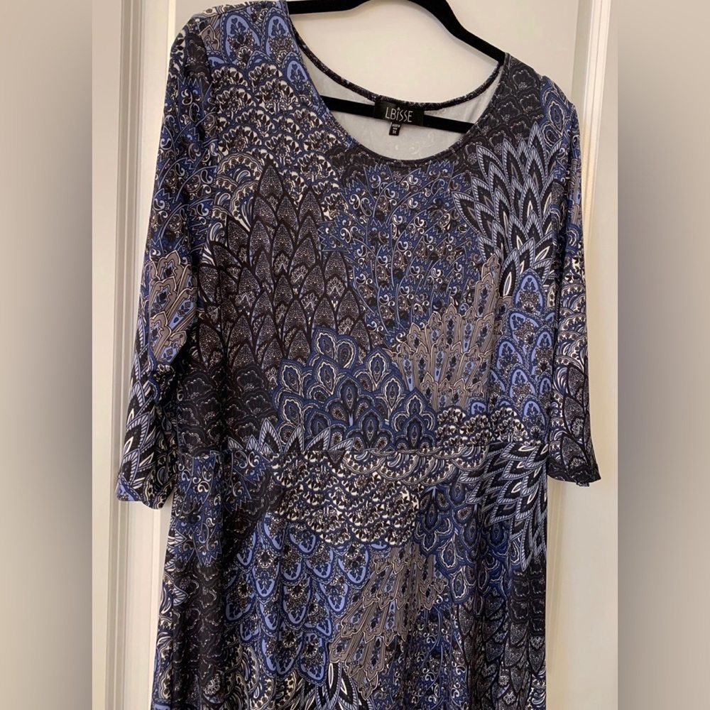 #453 - NWOT LBISSE Swing Midi Dress 3/4 Sleeve, Blue Paisley Geo-Floral, Size 1X